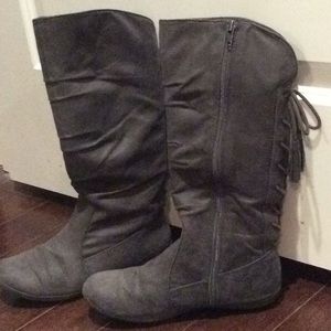 gray lace up winter boots